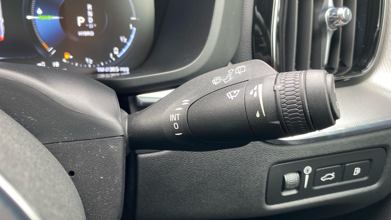 Used Volvo XC60 2021 for sale - 76653250: Photo 25