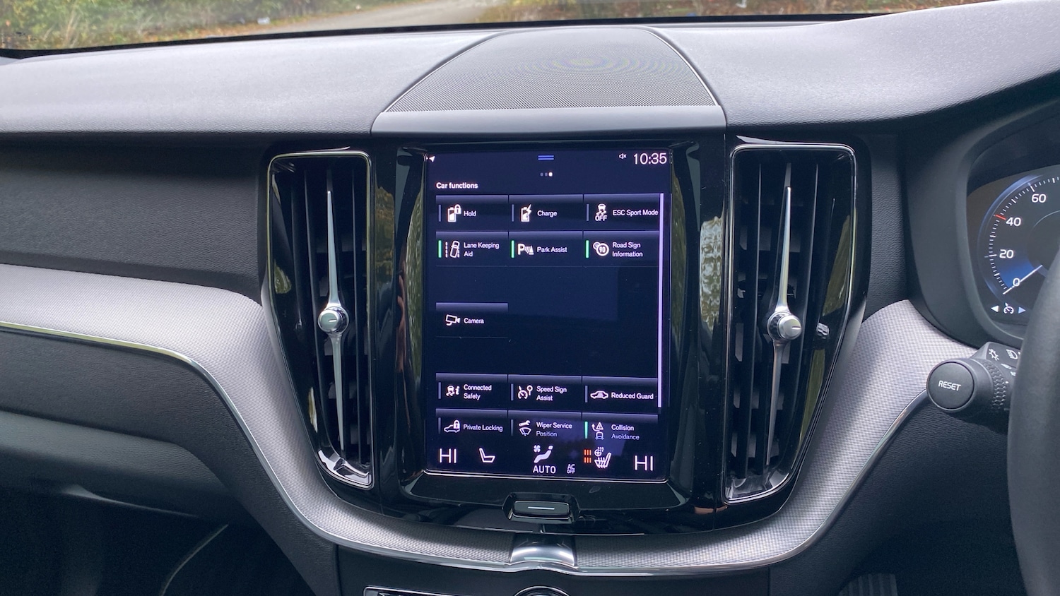 Used Volvo XC60 2021 for sale - 76653250: Photo 30