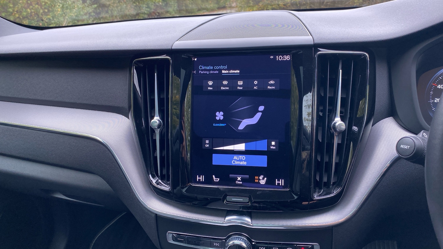 Used Volvo XC60 2021 for sale - 76653250: Photo 35