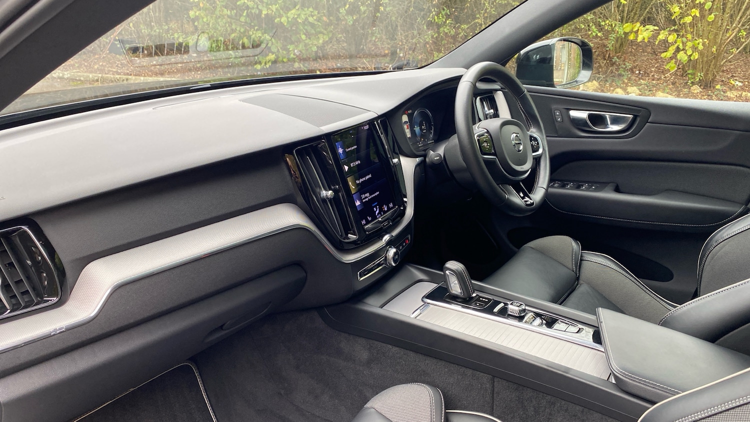 Used Volvo XC60 2021 for sale - 76653250: Photo 4