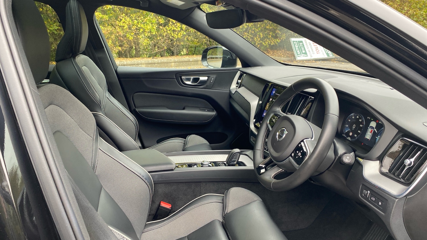 Used Volvo XC60 2021 for sale - 76653250: Photo 9