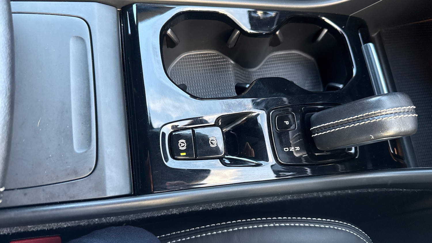 Used Volvo XC40 2021 for sale - 76979302: Photo 42