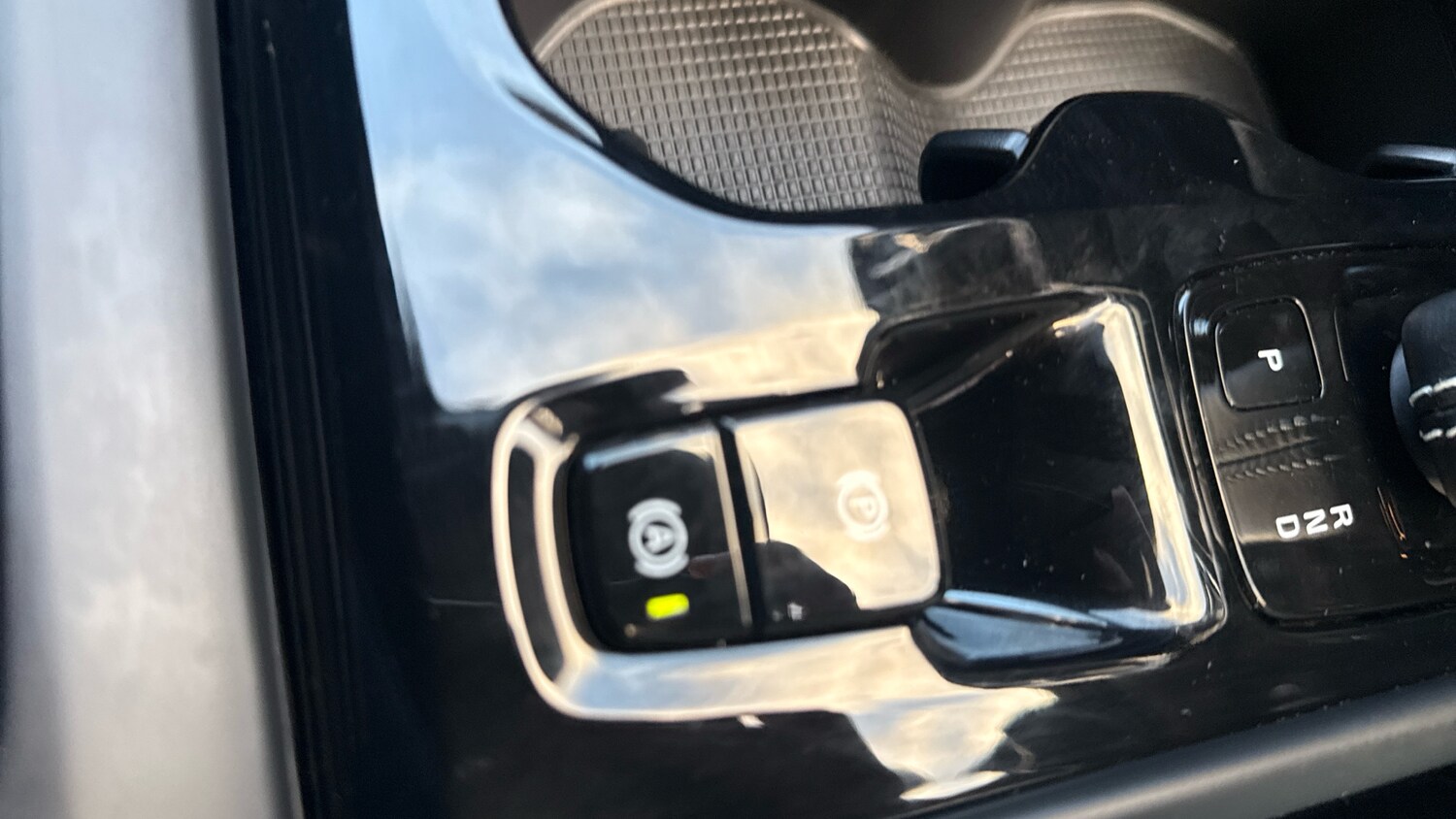 Used Volvo XC40 2021 for sale - 76979302: Photo 52