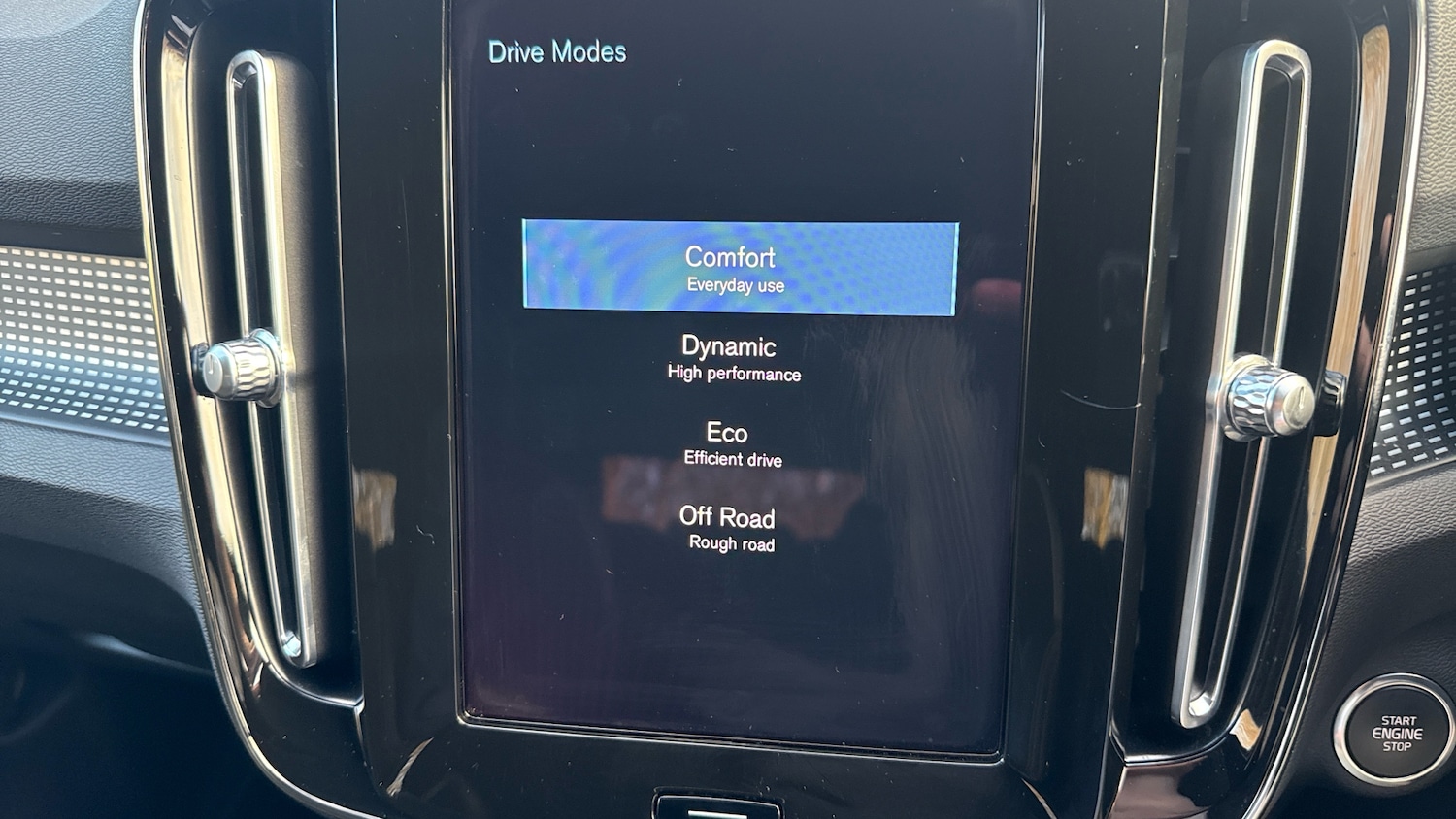 Used Volvo XC40 2021 for sale - 76979302: Photo 53