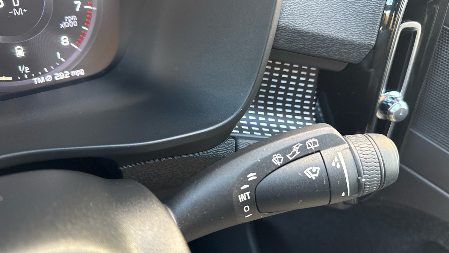 Used Volvo XC40 2021 for sale - 76979302: Photo 54