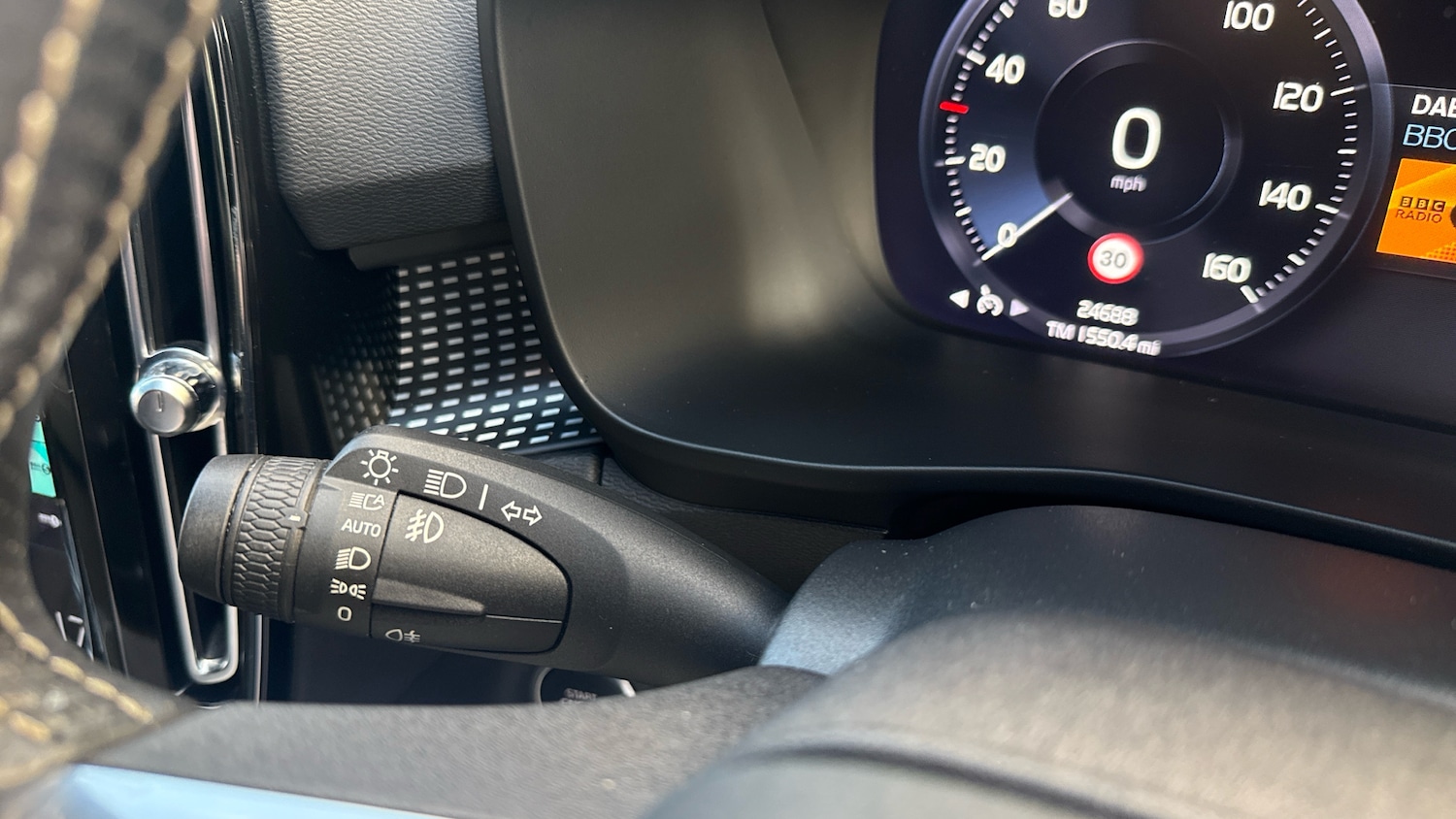 Used Volvo XC40 2021 for sale - 76979302: Photo 55