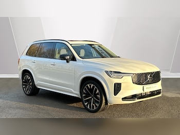 2025 (74) - 2.0 T8 PHEV Plus Dark 5dr AWD Geartronic Estate