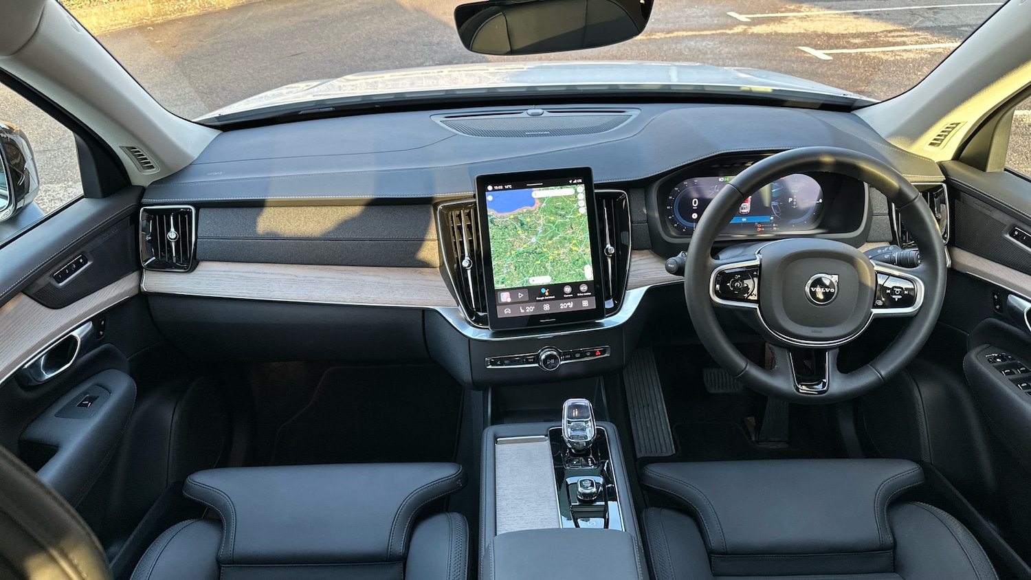 Used Volvo XC90 2025 for sale - 77062045: Photo 5