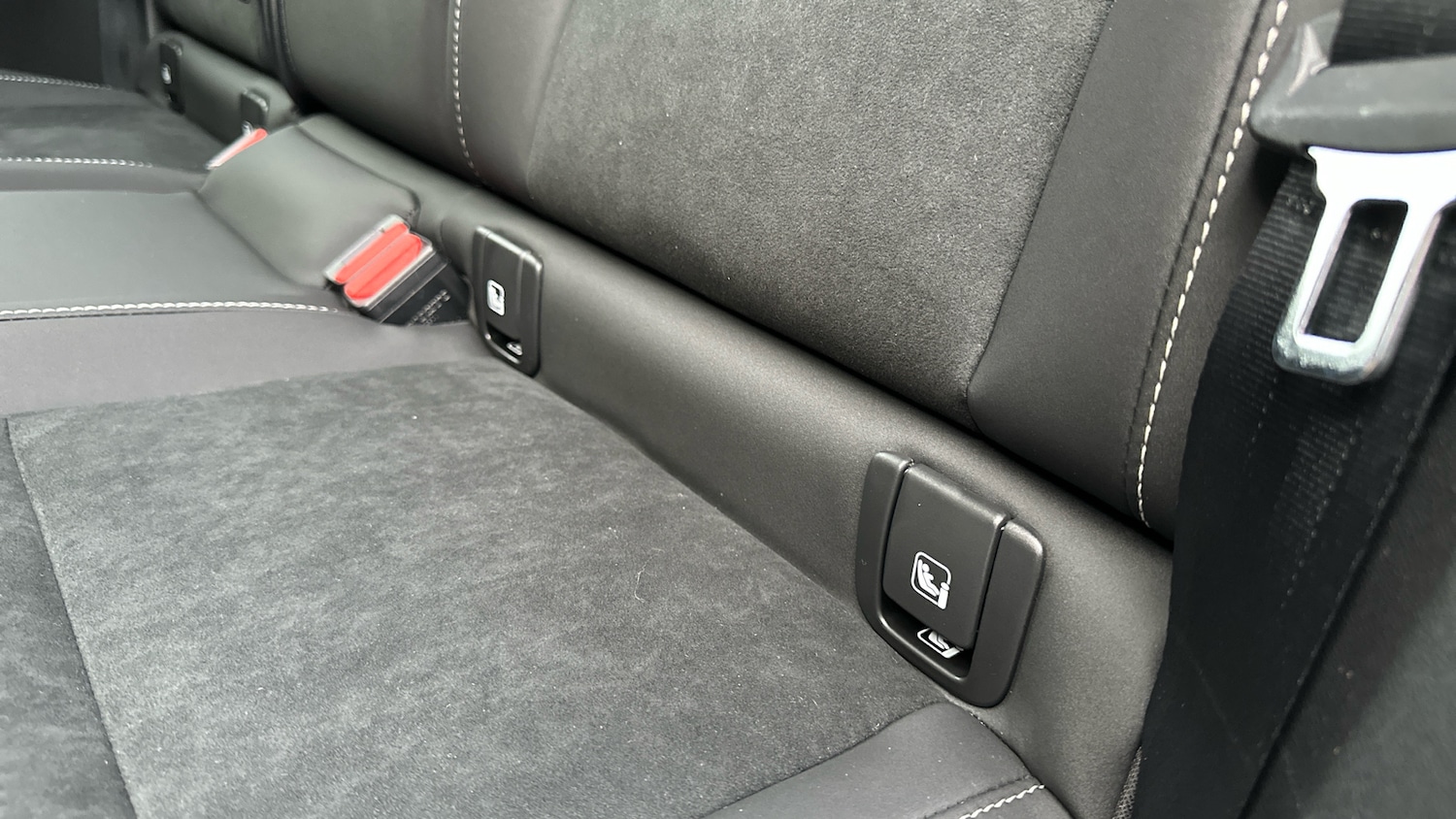 Used Volvo XC40 2025 for sale - 76895200: Photo 40