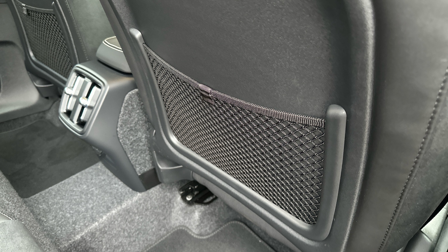 Used Volvo XC40 2025 for sale - 76895200: Photo 42