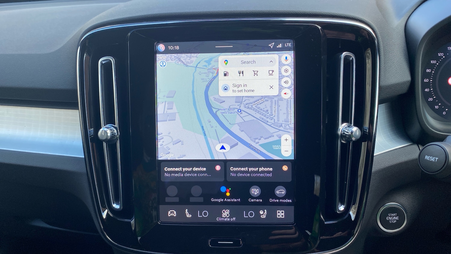 Used Volvo XC40 2025 for sale - 76895205: Photo 12