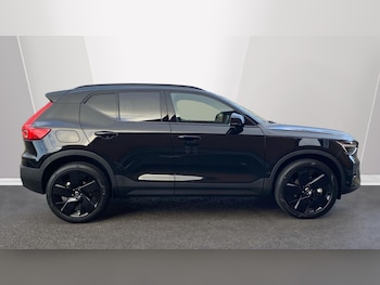 Used Volvo XC40 2025 for sale - 76895205: Photo