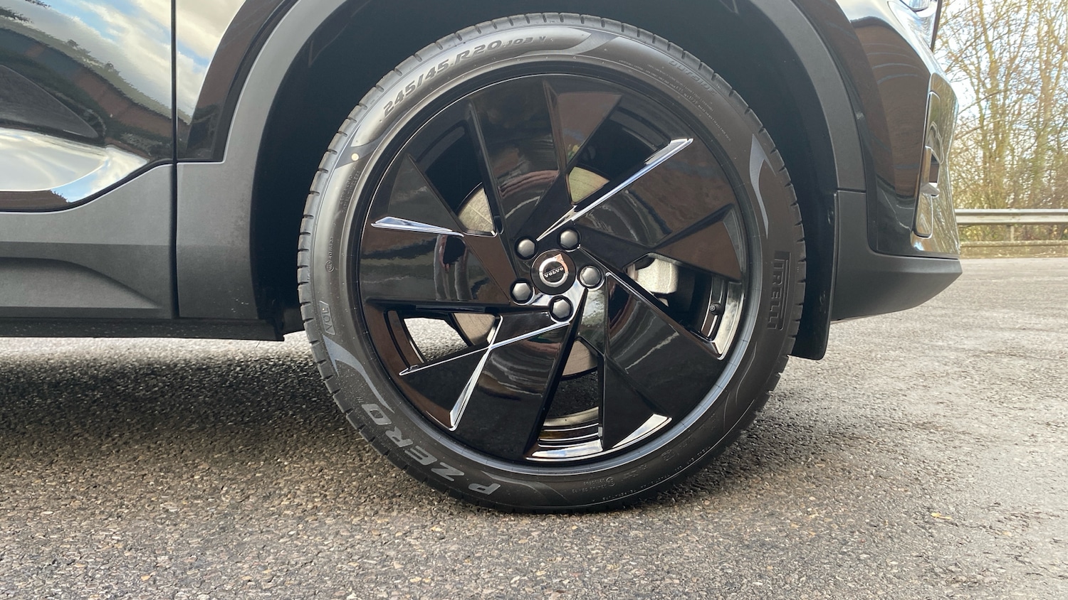 Used Volvo XC40 2025 for sale - 76895205: Photo 9