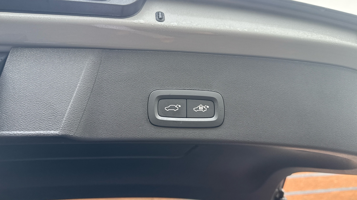 Used Volvo XC40 2025 for sale - 76818740: Photo 19