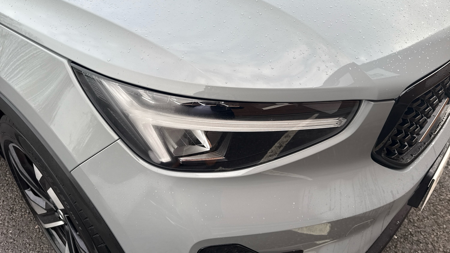 Used Volvo XC40 2025 for sale - 76818740: Photo 25