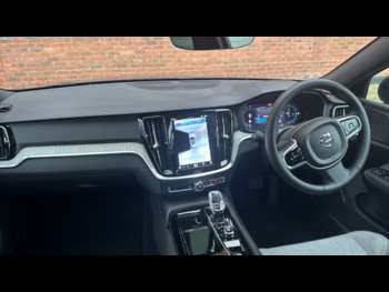 Used Volvo V60 2023 for sale - 75134499: Photo