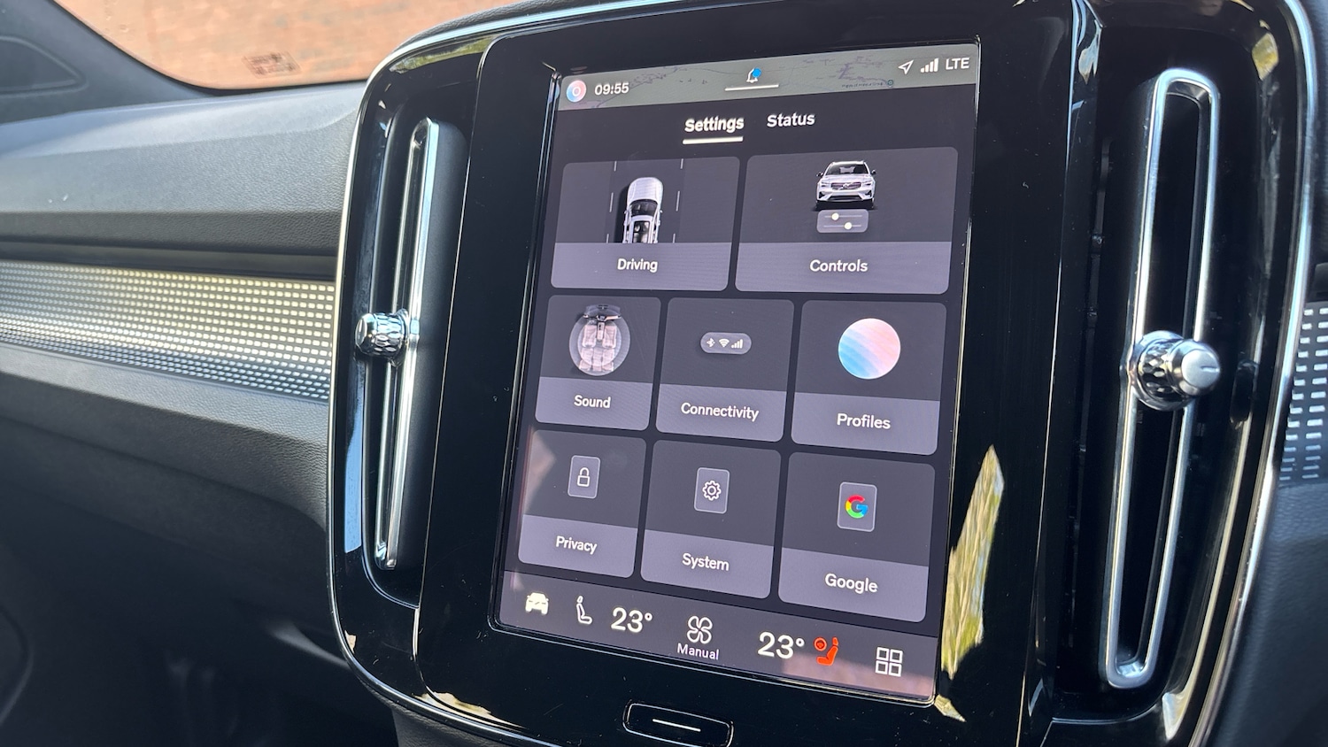 Used Volvo XC40 2025 for sale - 78150518: Photo 16