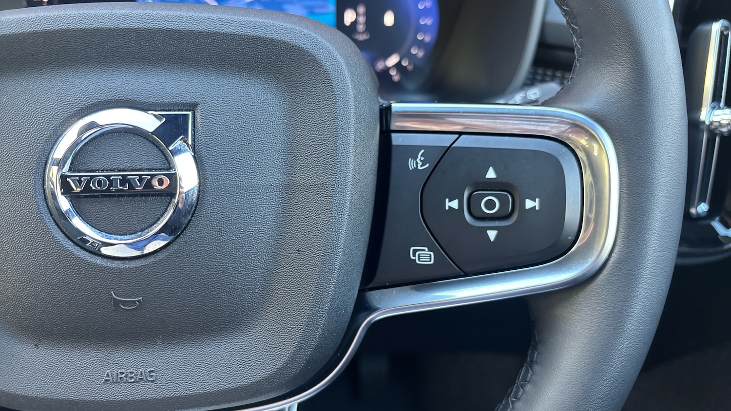 Used Volvo XC40 2025 for sale - 78150518: Photo 21