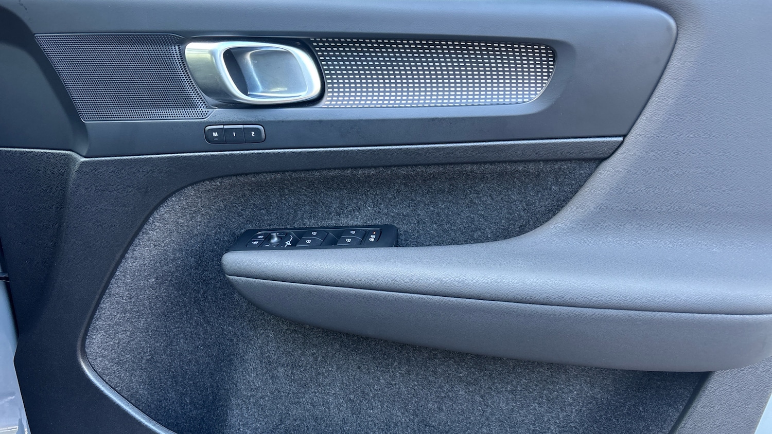 Used Volvo XC40 2025 for sale - 78150518: Photo 28