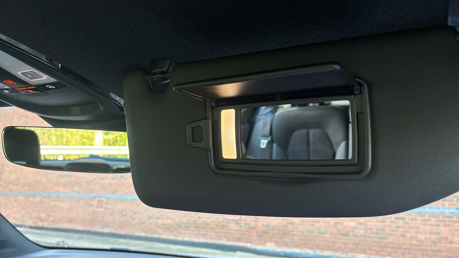 Used Volvo XC40 2025 for sale - 78150518: Photo 42