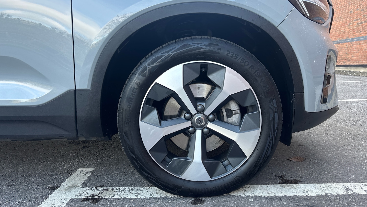 Used Volvo XC40 2025 for sale - 78150518: Photo 9