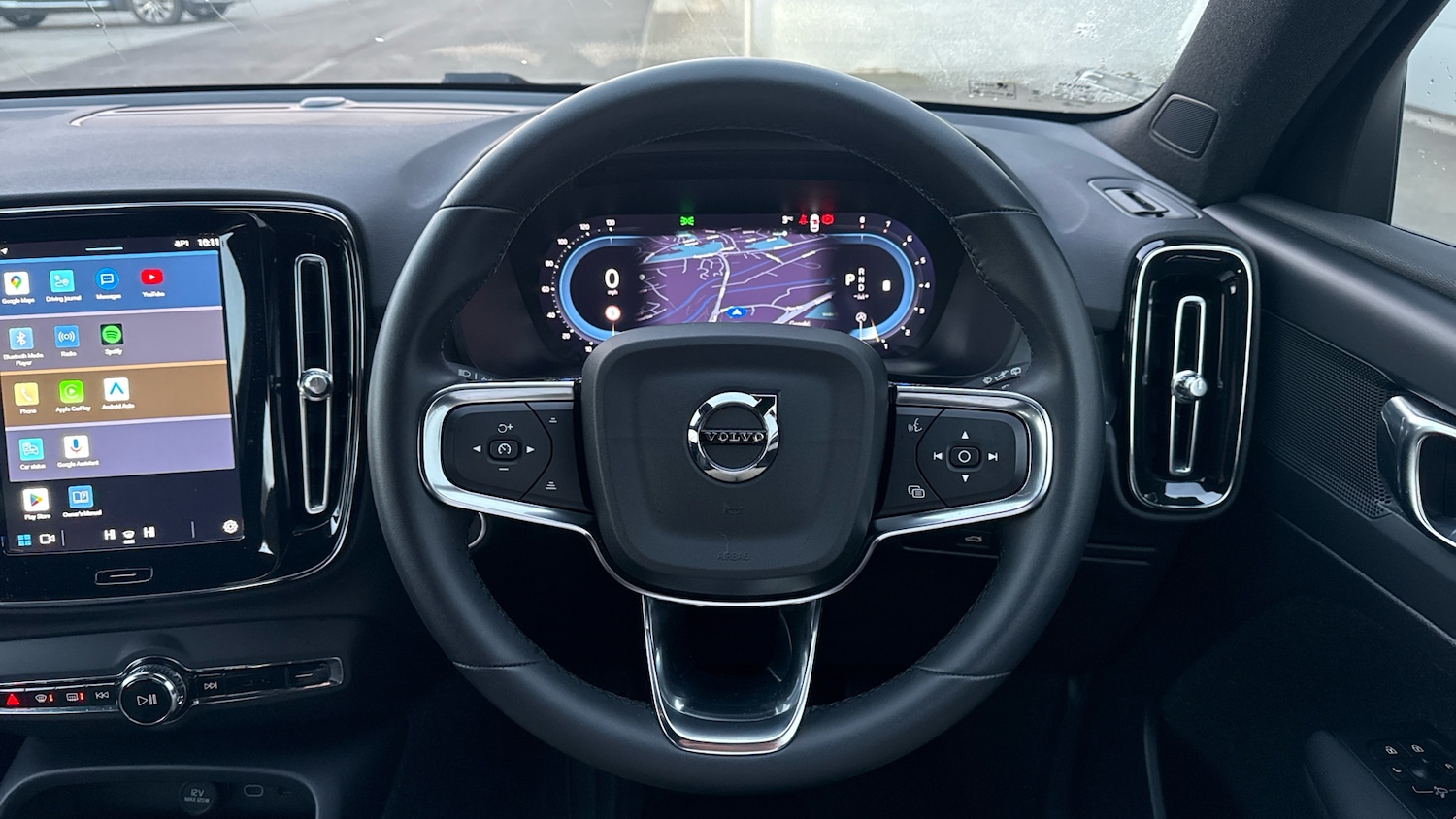 Used Volvo XC40 2023 for sale - 77151862: Photo 10