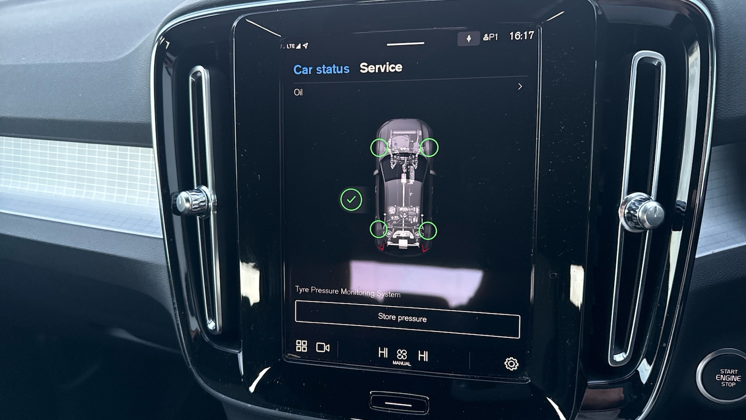 Used Volvo XC40 2023 for sale - 77151862: Photo 45