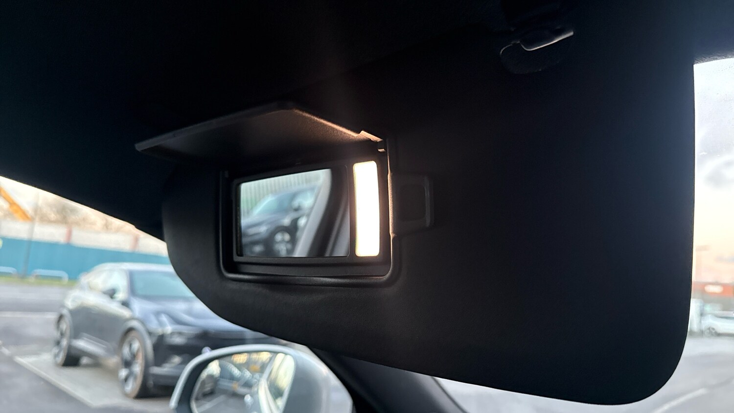 Used Volvo XC40 2023 for sale - 77151862: Photo 47