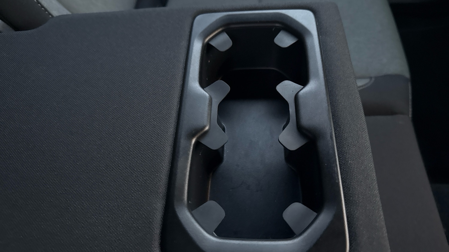 Used Volvo XC40 2023 for sale - 77151862: Photo 50