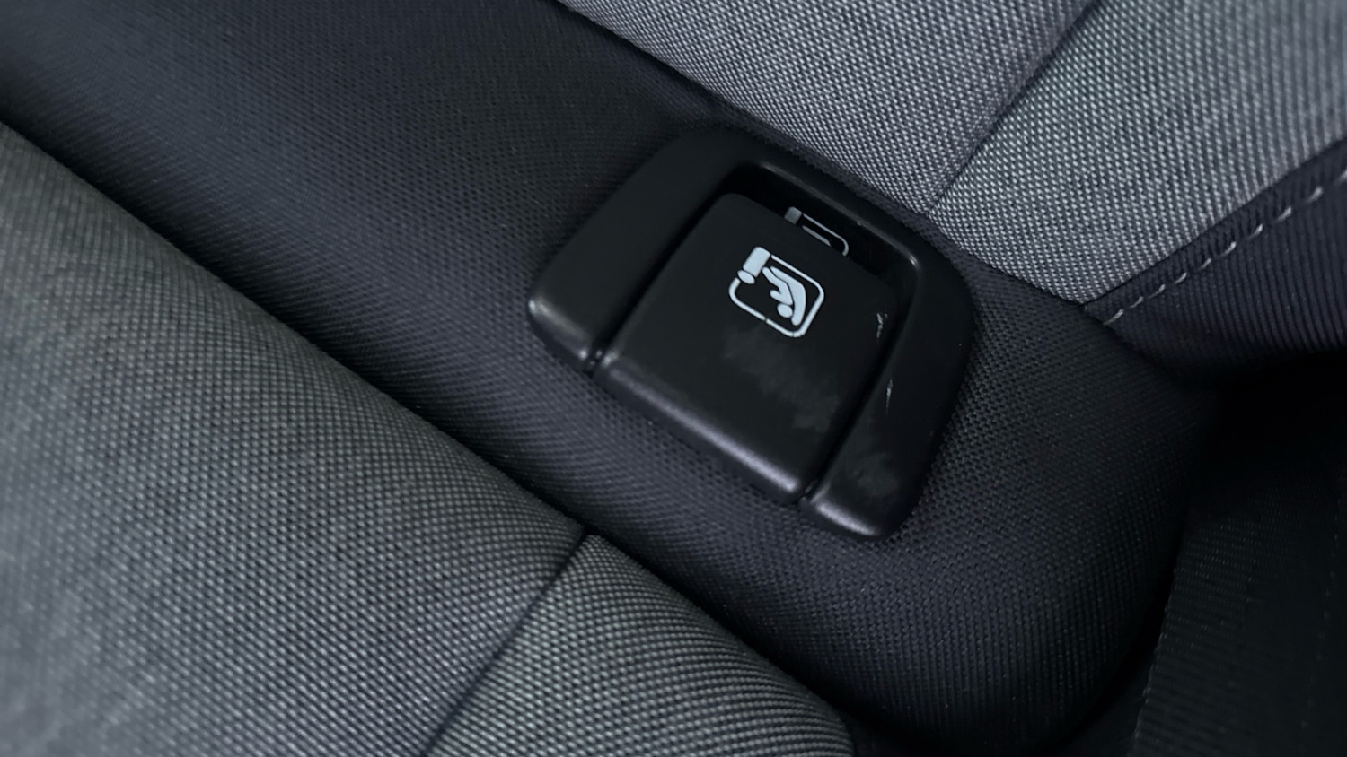 Used Volvo XC40 2023 for sale - 77151862: Photo 52