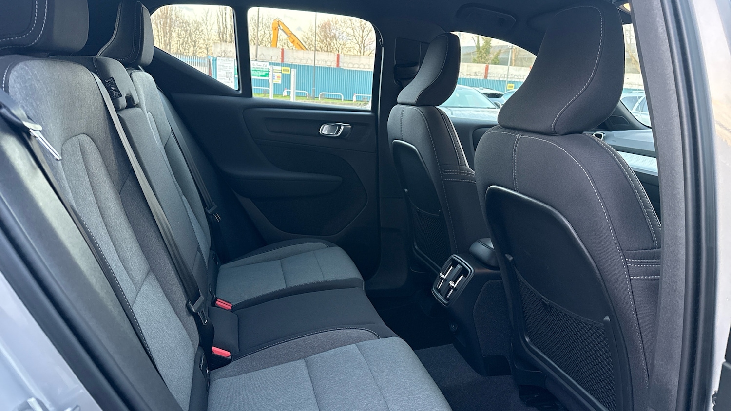 Used Volvo XC40 2023 for sale - 77151862: Photo 6