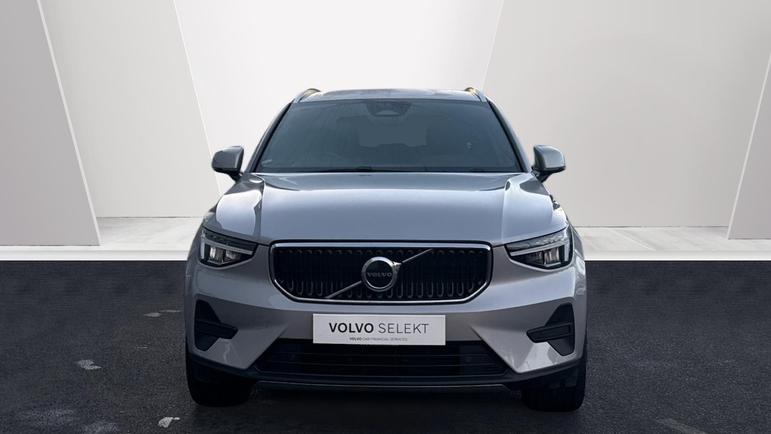 Used Volvo XC40 2023 for sale - 77151862: Photo 8