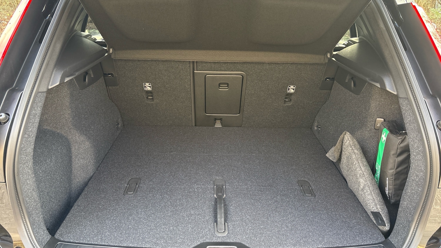 Used Volvo XC40 2025 for sale - 76895206: Photo 13