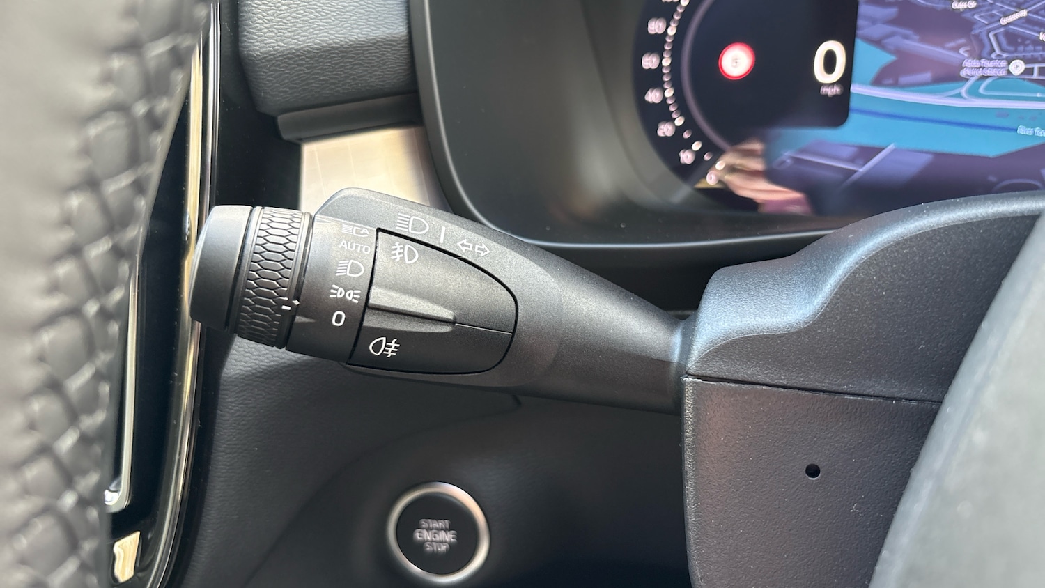 Used Volvo XC40 2025 for sale - 76895206: Photo 19