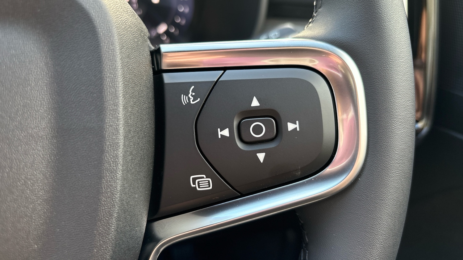 Used Volvo XC40 2025 for sale - 76895206: Photo 21