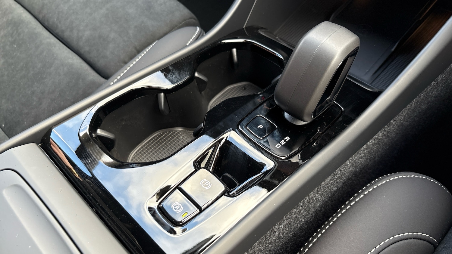 Used Volvo XC40 2025 for sale - 76895206: Photo 24