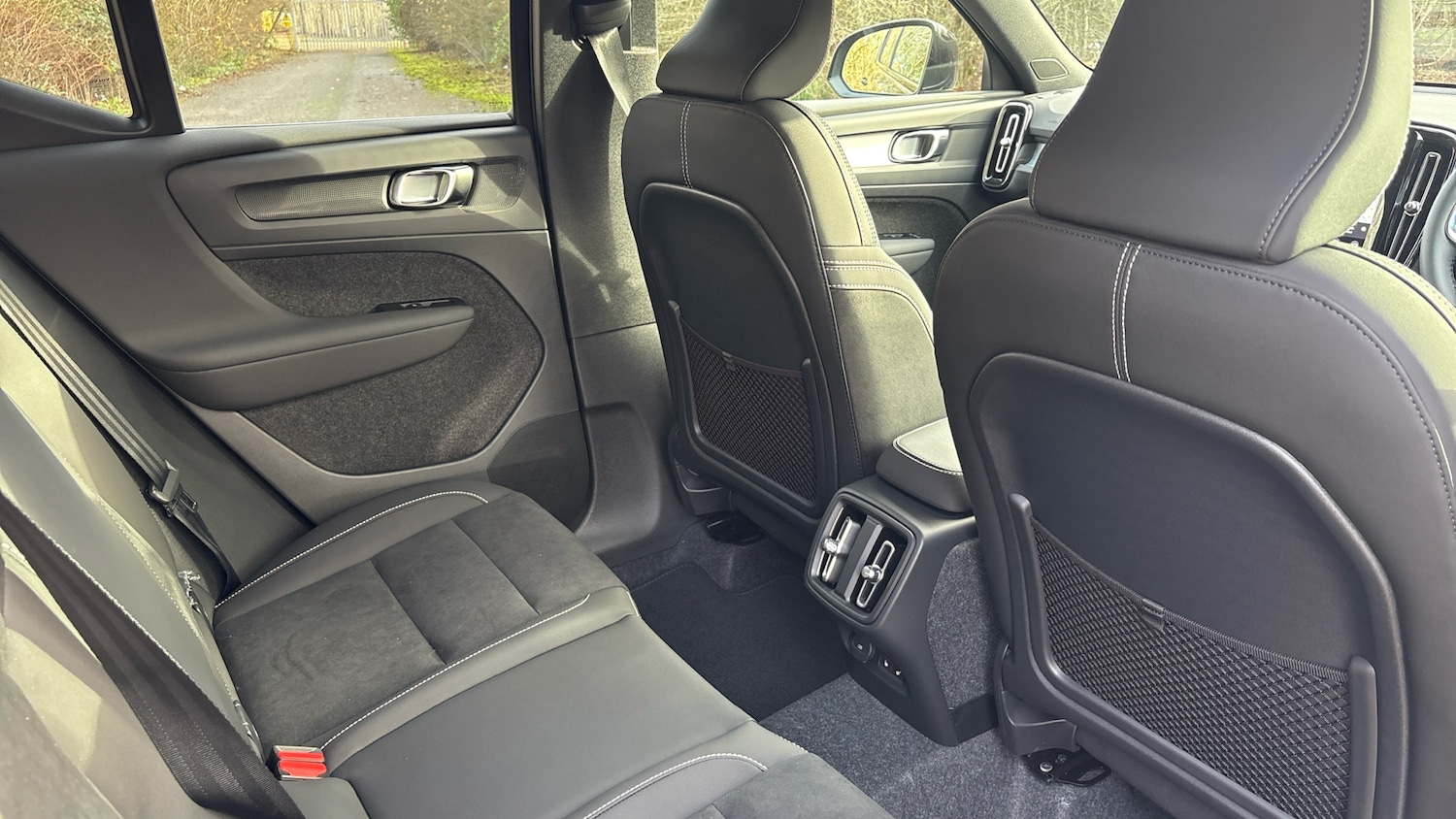 Used Volvo XC40 2025 for sale - 76895206: Photo 30