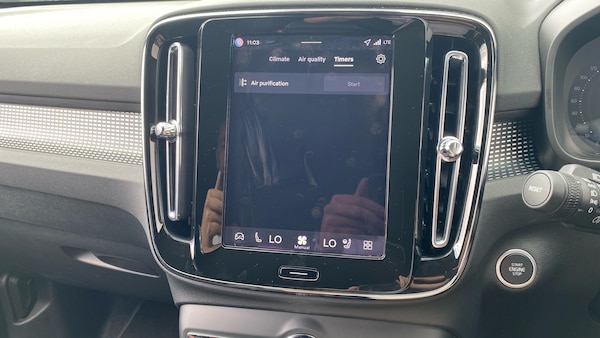 Used Volvo XC40 2025 for sale - 75381359: Photo 47