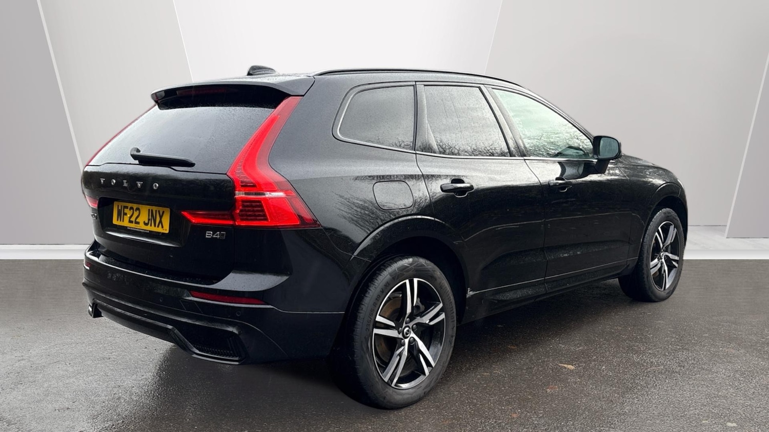 Used Volvo XC60 2022 for sale - 76979300: Photo 2