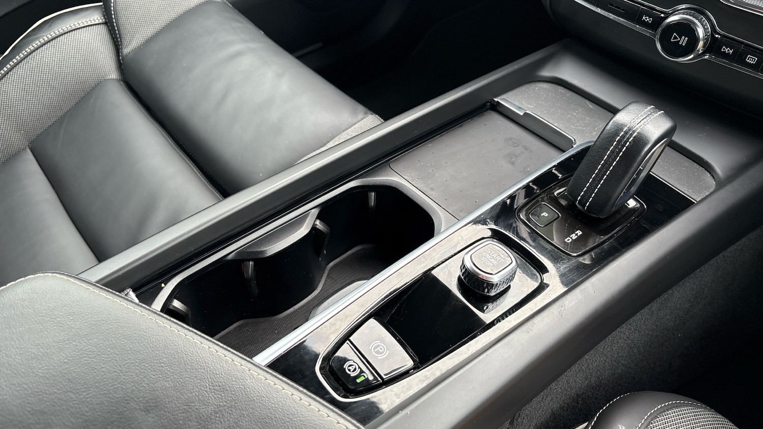 Used Volvo XC60 2022 for sale - 76979300: Photo 43