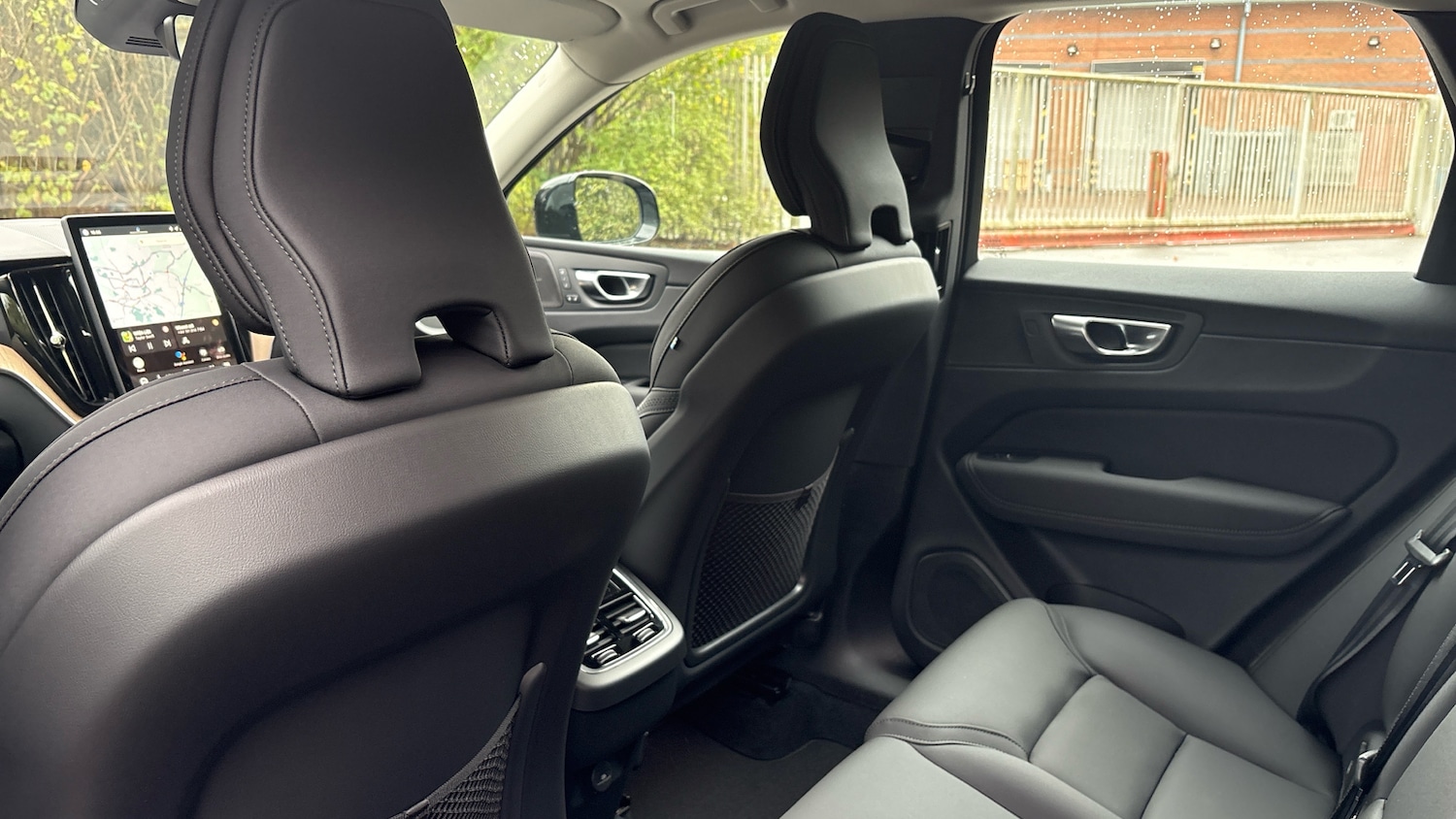 Used Volvo XC60 2025 for sale - 76653192: Photo 10