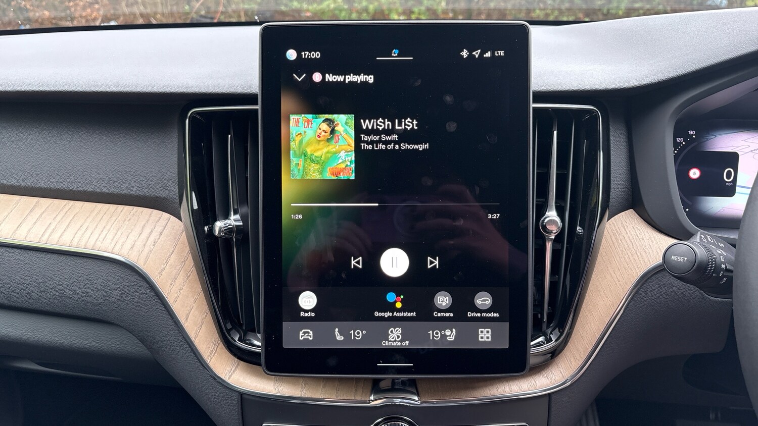 Used Volvo XC60 2025 for sale - 76653192: Photo 29