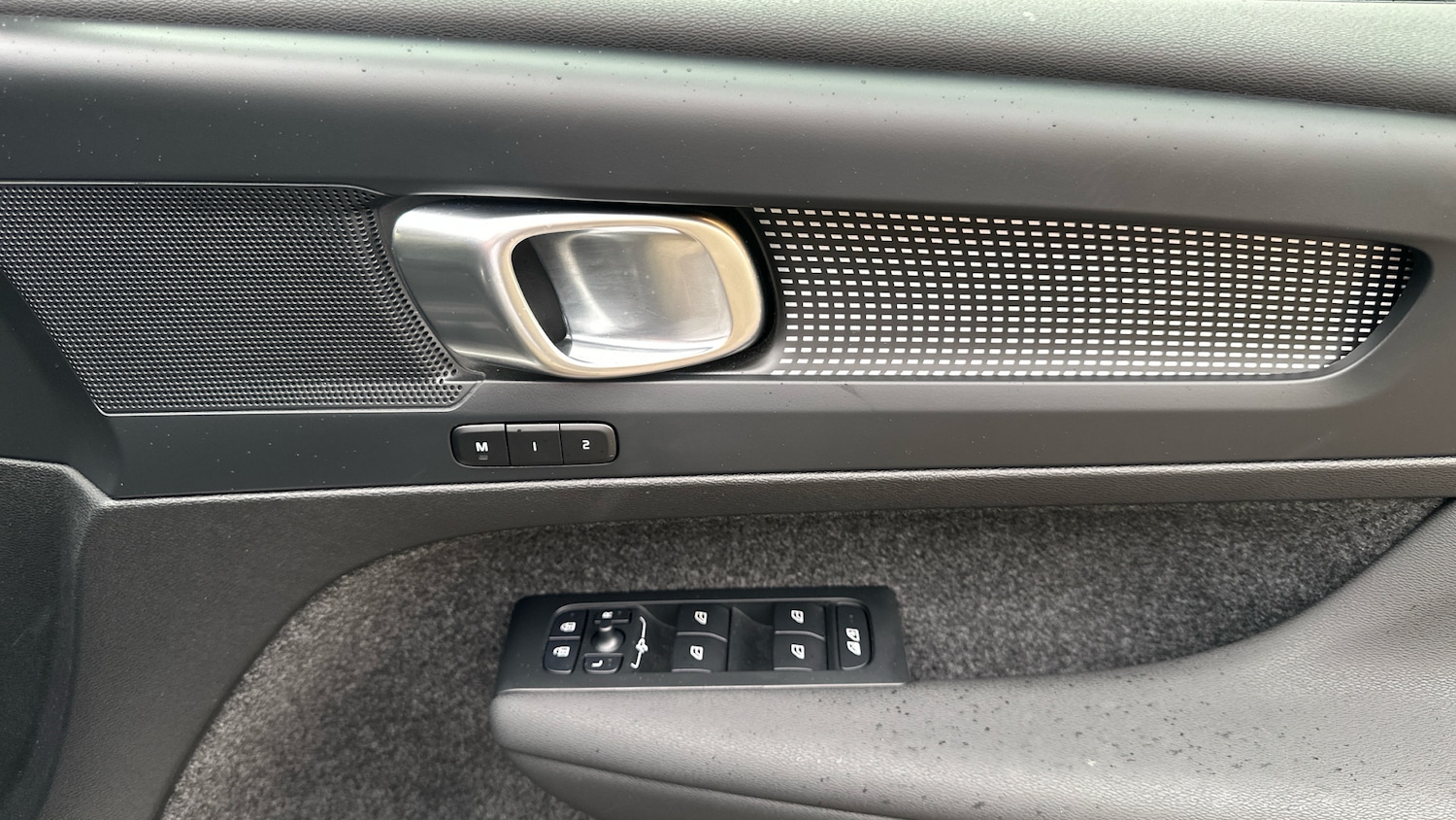 Used Volvo XC40 2024 for sale - 76653237: Photo 15