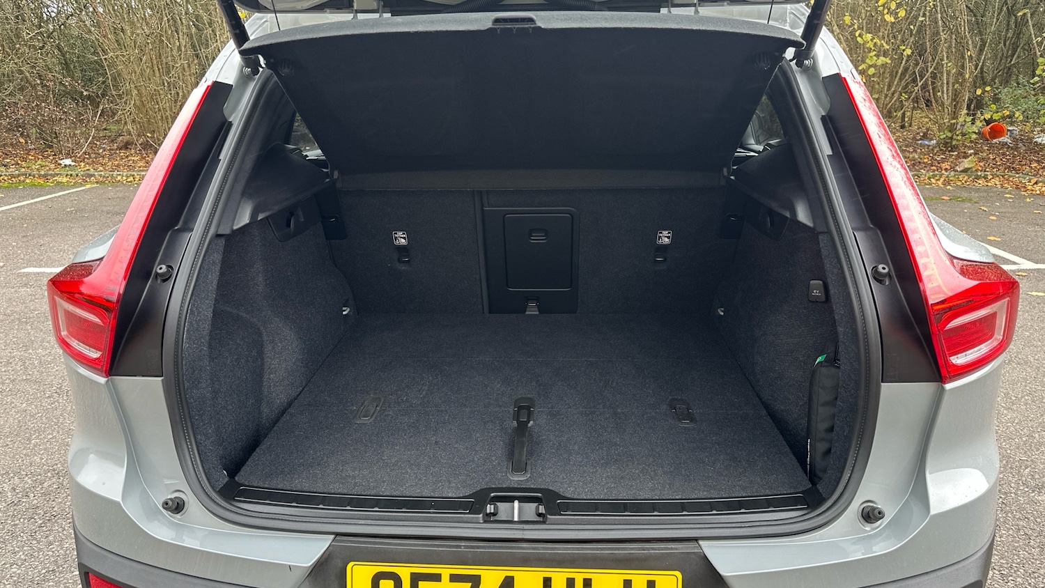 Used Volvo XC40 2024 for sale - 76653237: Photo 17