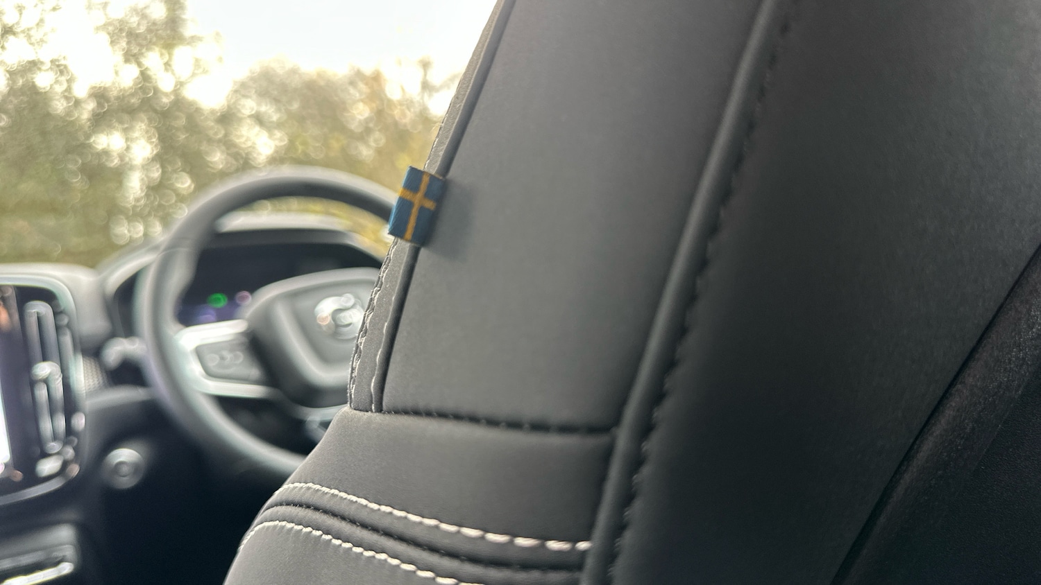 Used Volvo XC40 2024 for sale - 76653237: Photo 22