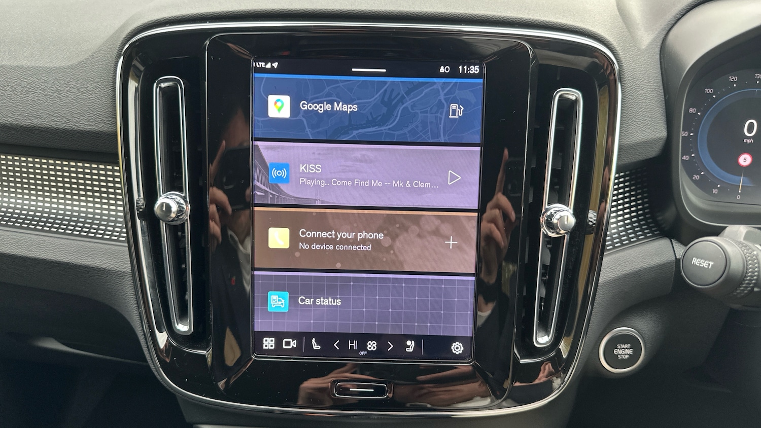 Used Volvo XC40 2024 for sale - 76653237: Photo 29