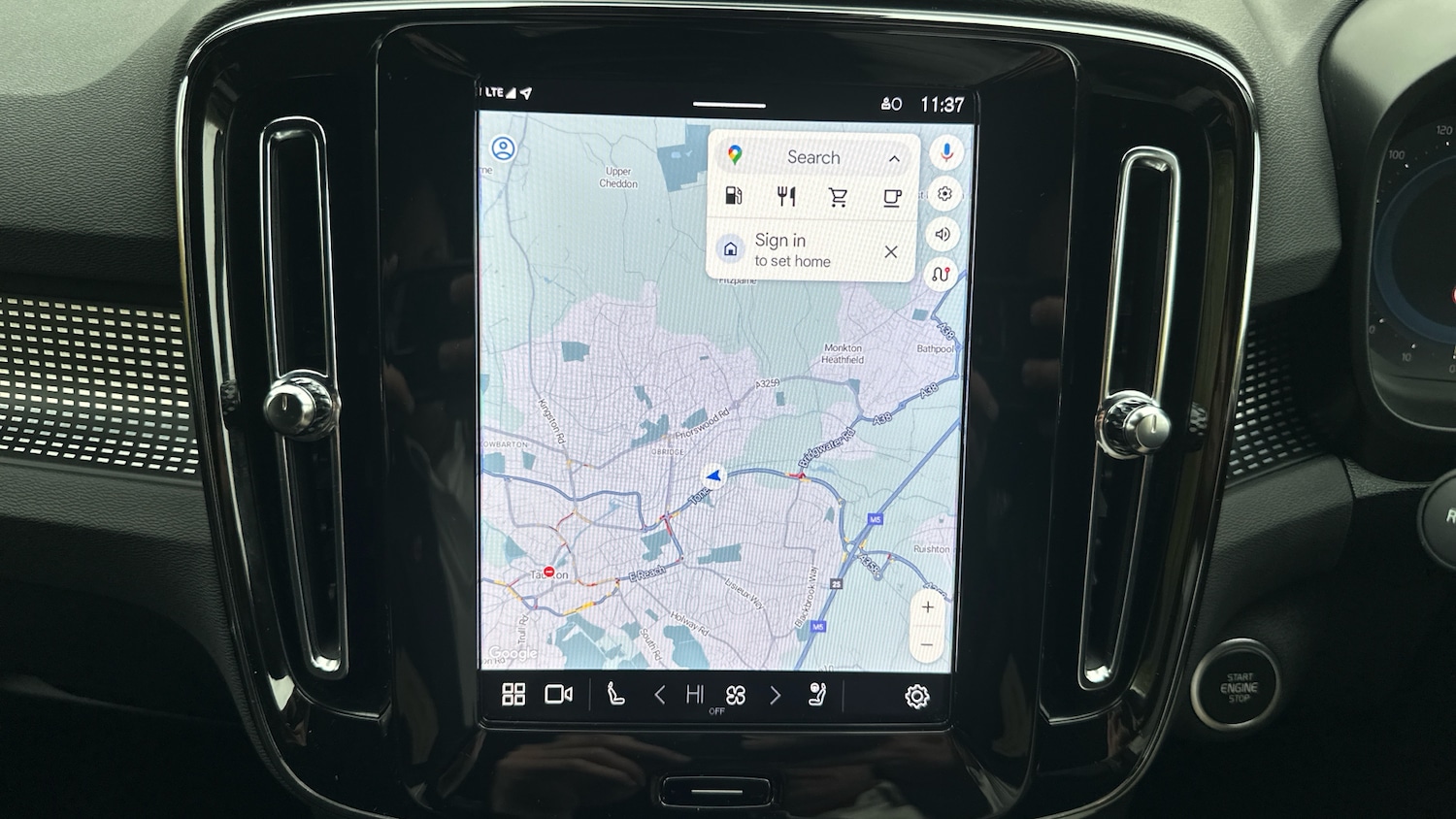 Used Volvo XC40 2024 for sale - 76653237: Photo 31