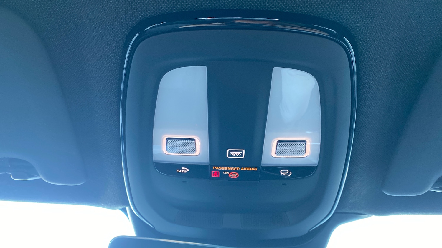 Used Volvo XC40 2023 for sale - 77079437: Photo 25