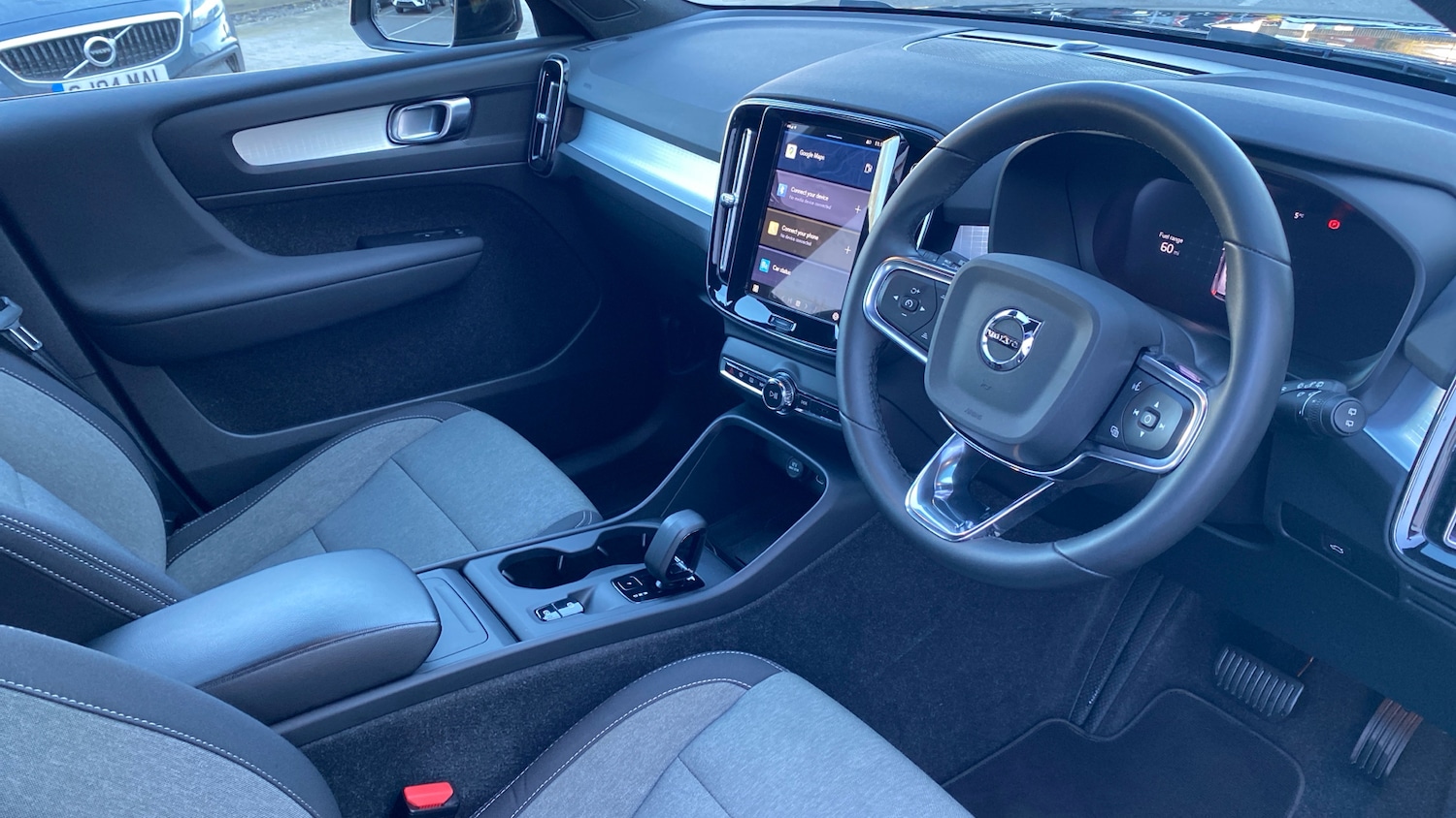 Used Volvo XC40 2023 for sale - 77079437: Photo 4