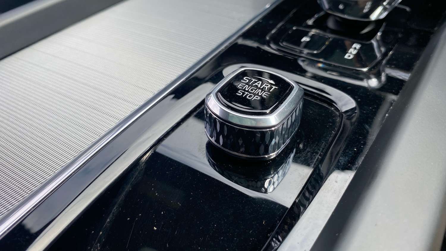 Used Volvo XC60 2024 for sale - 76653252: Photo 23